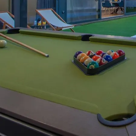 Aurus - Luxury 5 Bedroom *