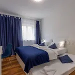 Aurus - Luxury 5 Bedroom Villa Vir