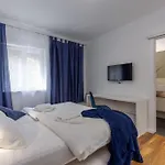 Aurus - Luxury 5 Bedroom Villa