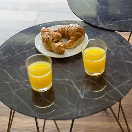 Aurus - Luxury 5 Bedroom