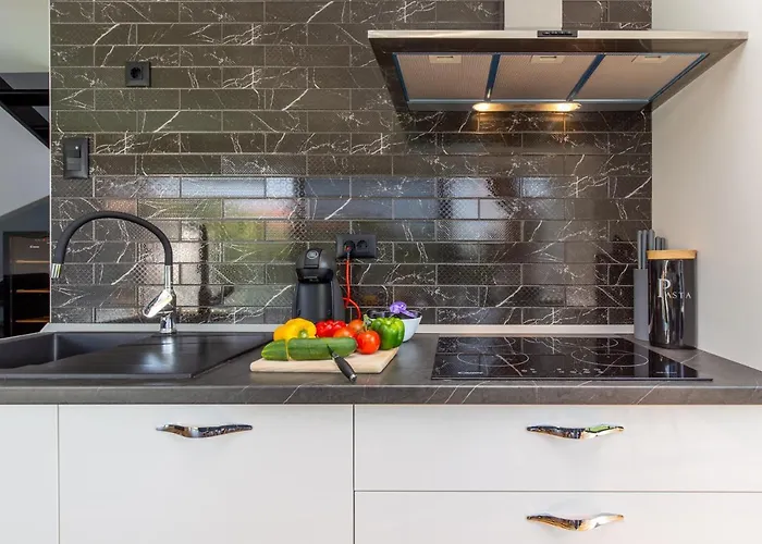 Villa Aurus - Luxury 5 Bedroom *